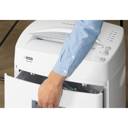 CAPACIDAD DE DESTRUCCIÓN 17 HOJAS. CALIDAD 100% ALEMANA